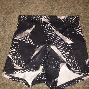 Lululemon spandex worn about 10 times